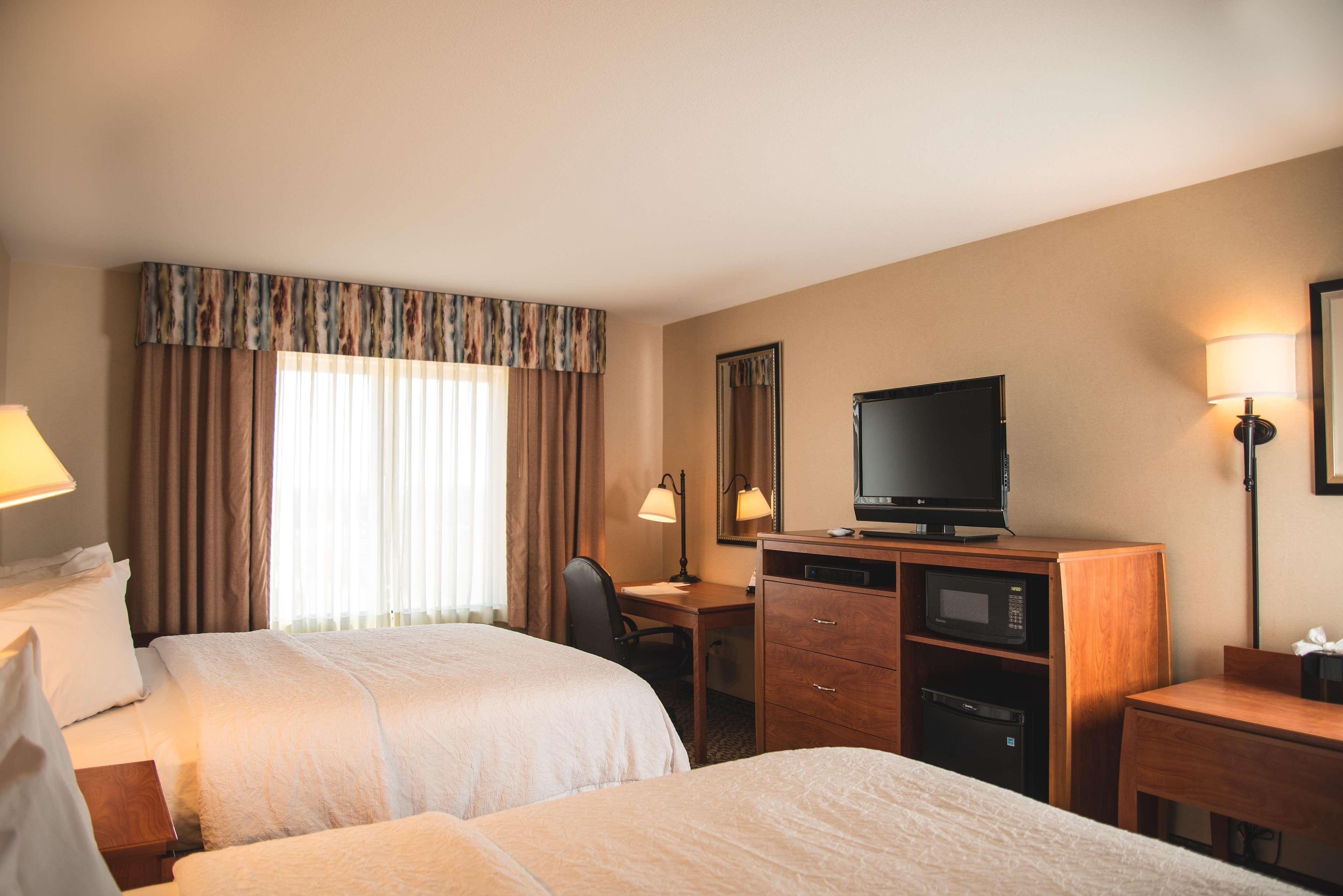 Hampton Inn & Suites Greeley Exterior foto